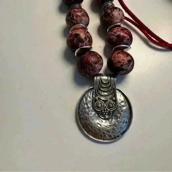 CERAMIC beaded greek statement necklace w/ silver disk pendant - Picture 6 of 7